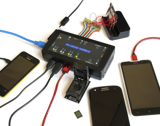 pc3000 mobile data recovery kit in work